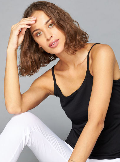 Solid Fade Resistant Camisole with Scoop Neck and Spaghetti Straps