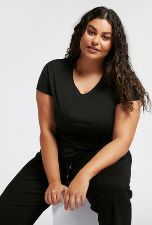 Solid V-neck T-shirt with Cap Sleeves-mxwomen-clothing-plussizeclothing-tops-tshirtsandvests-2