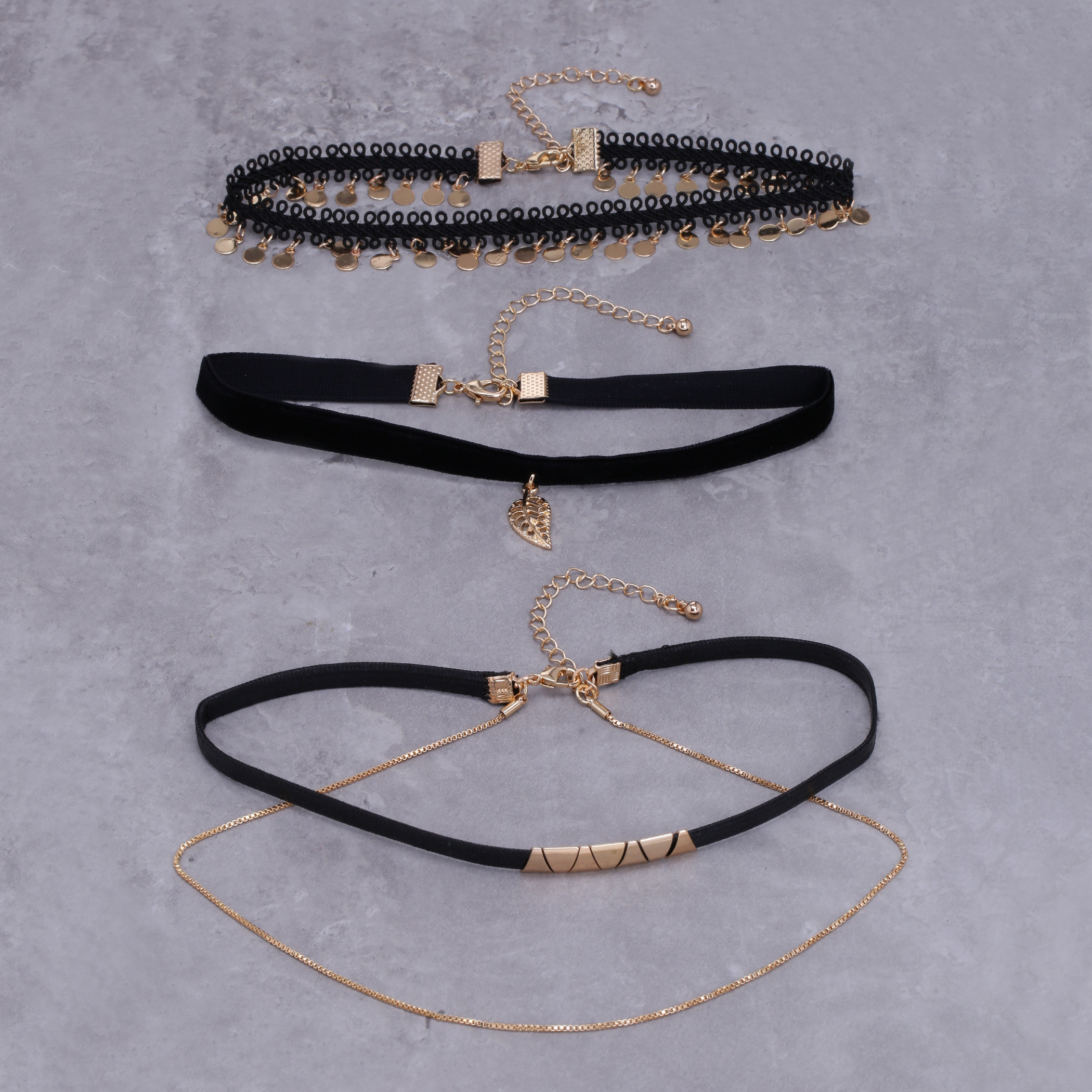 Choker necklace online store