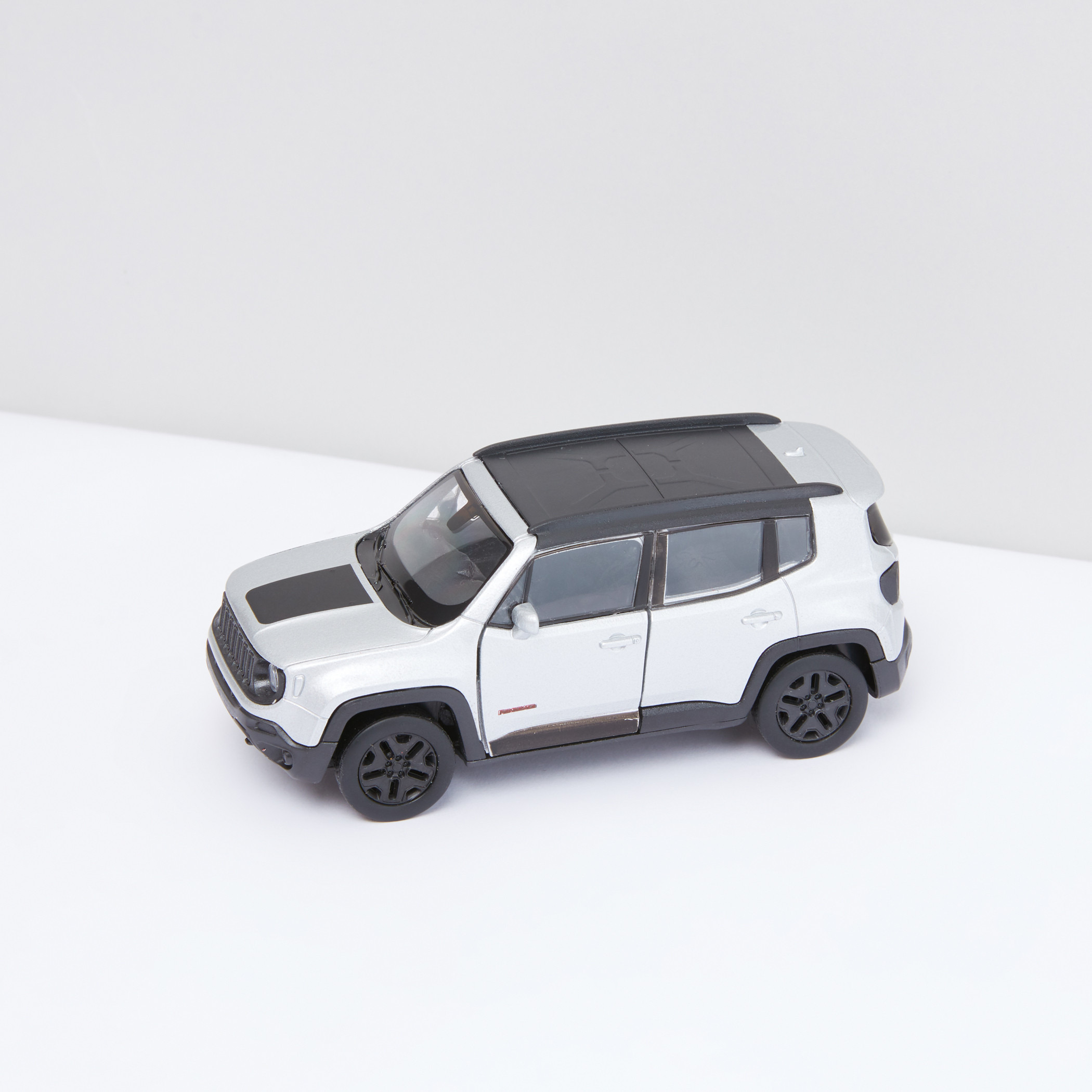 Shop Jeep Renegade Trail Hawk Car Toy Online Max UAE