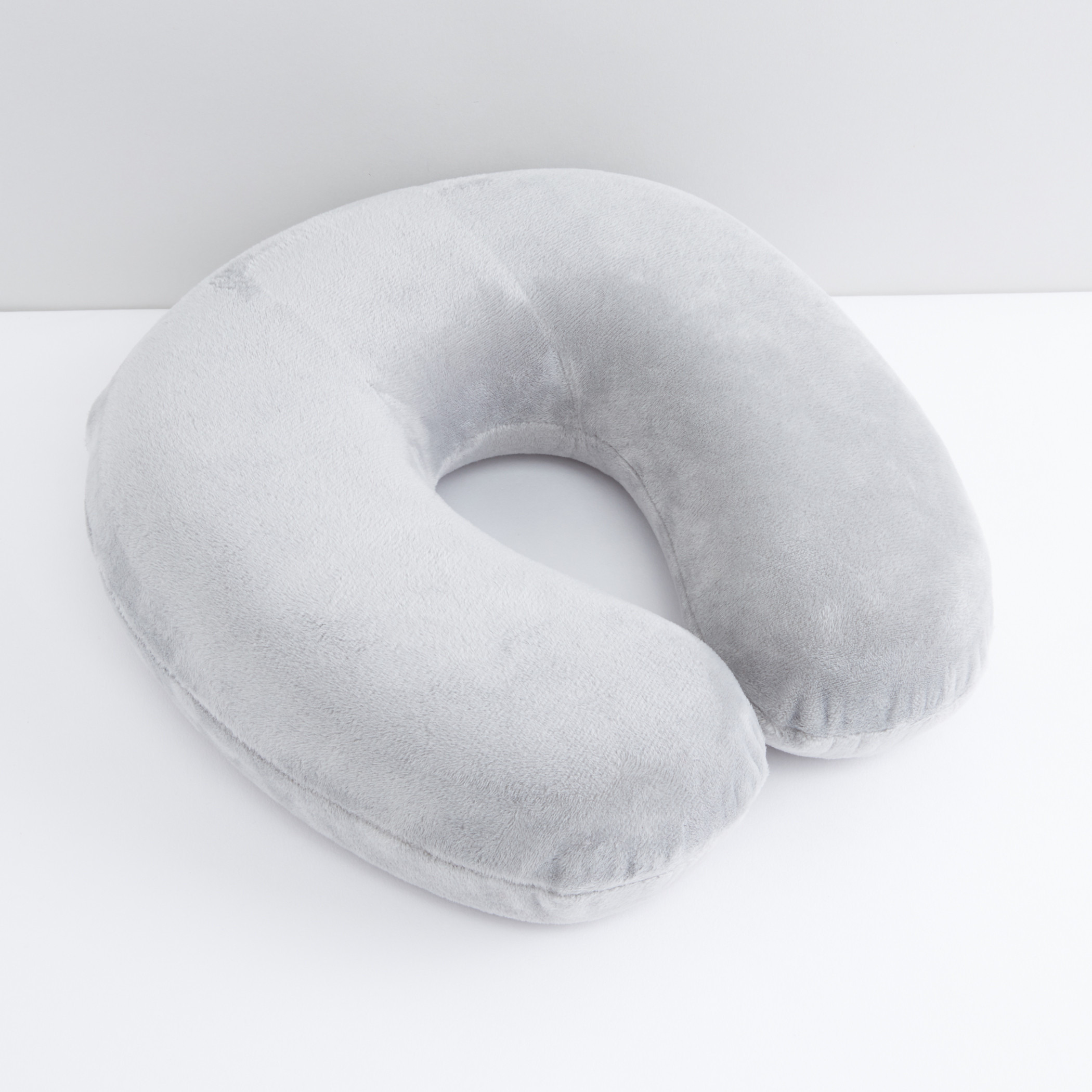 Travelling neck pillow store online