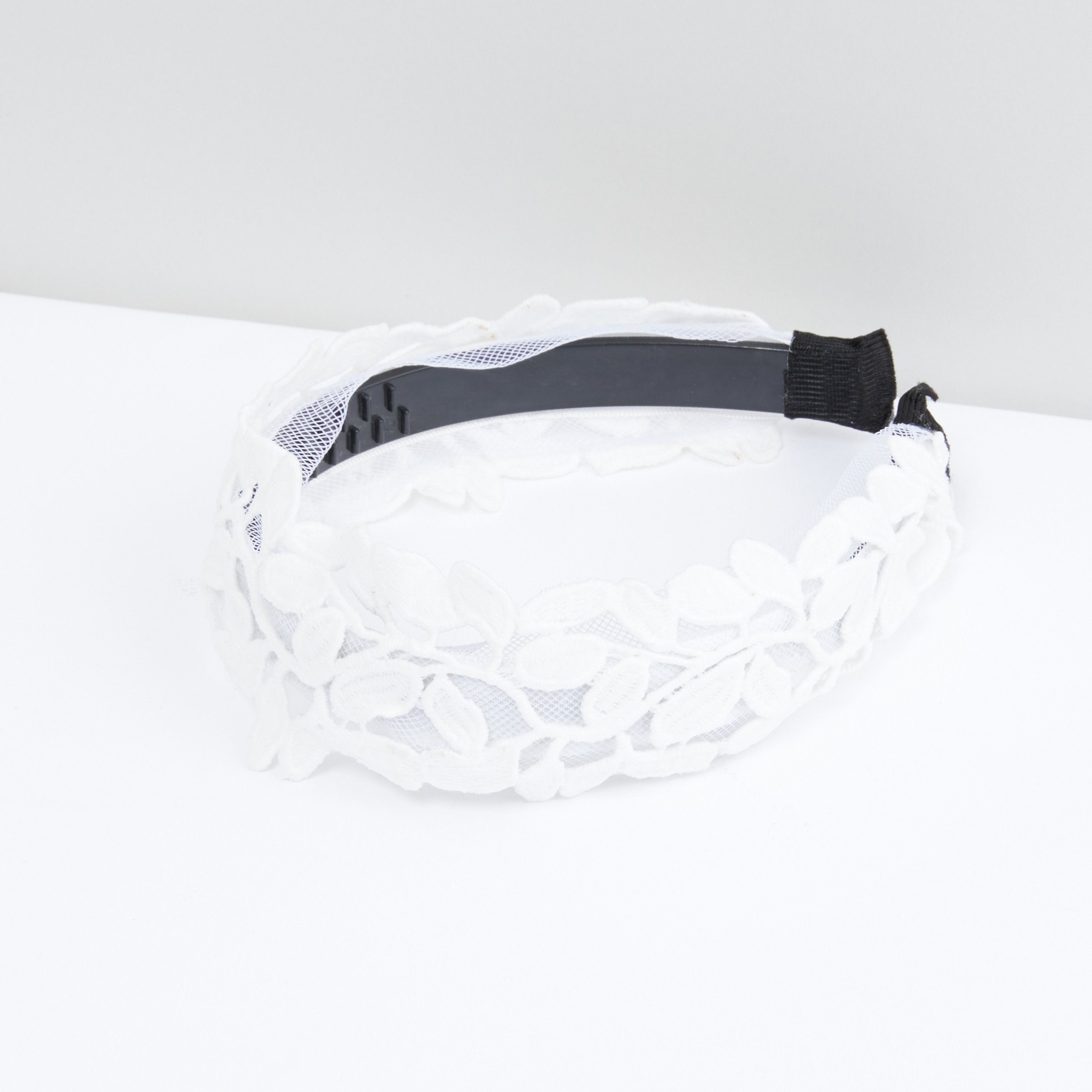 Shop Lace Detail Hair Band Online Max UAE