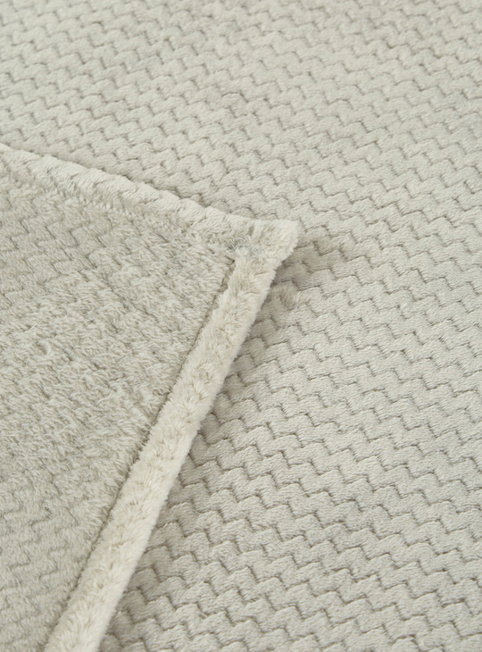 Textured Bed Throw - 152x127 cms