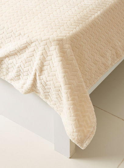 Textured Bed Throw - 127x152 cms