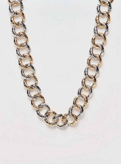 Metallic Chain Necklace with Lobster Closure