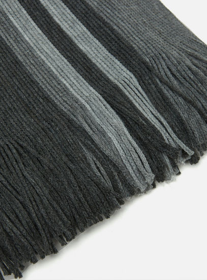 Textured Scarf with Fringes