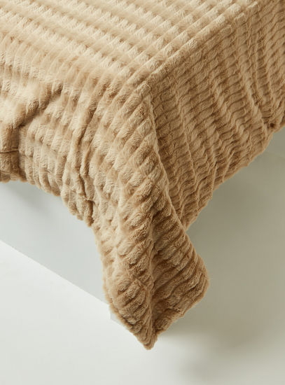 Plush Textured Throw - 120x150 cms-Throws & Blankets-image-1