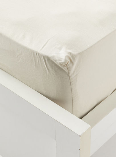 Plain Single Fitted Sheet - 150x200 cms