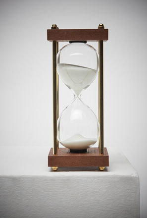 Decorative Hourglass - 8.4x8.4x20.5 cms-mxhome-decorandgifting-homedecor-2