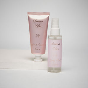 Summer Lilies Hand Cream and Body Mist Set-mxwomen-beauty-bathandbody-giftsets-0