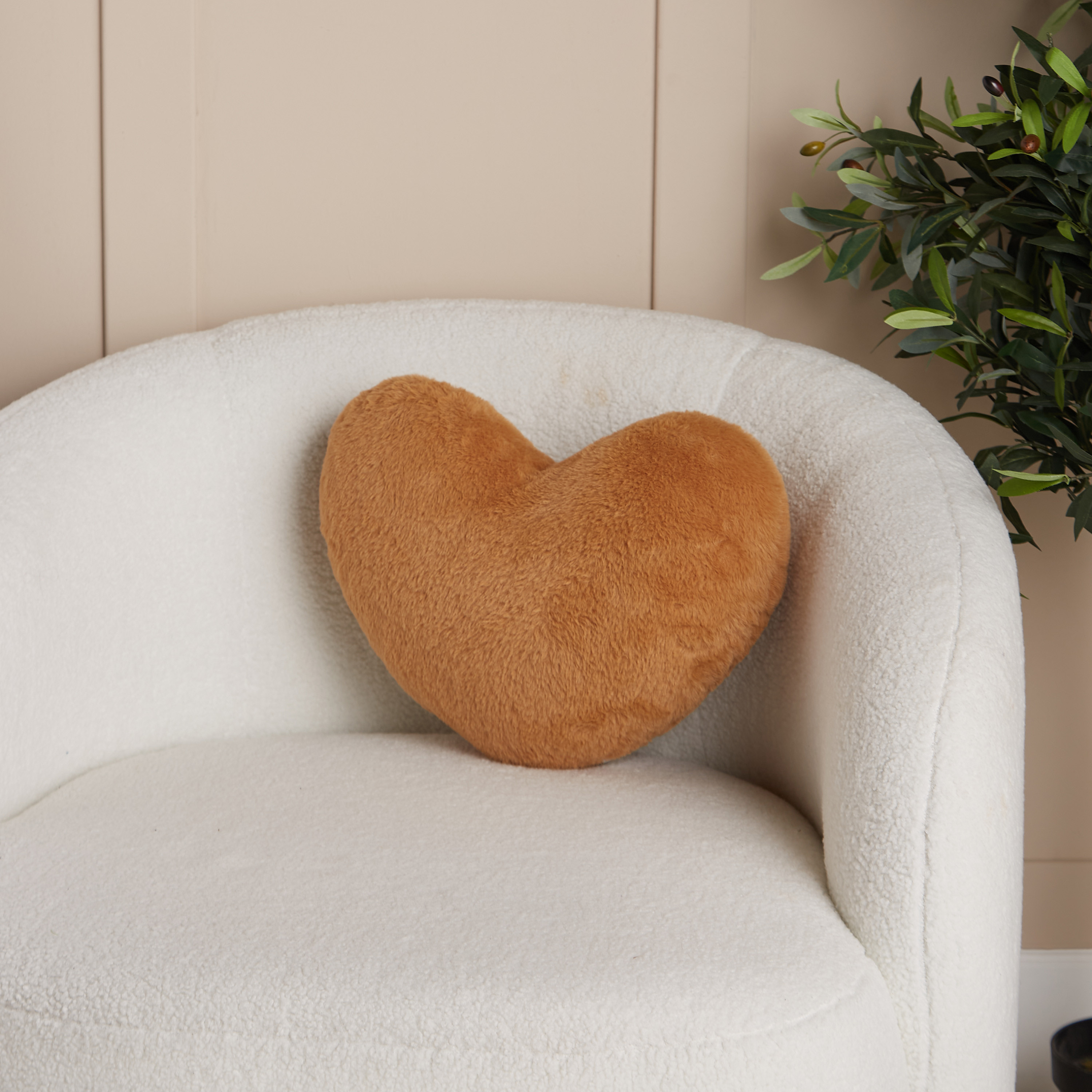 Heart shaped pillow online shopping sale