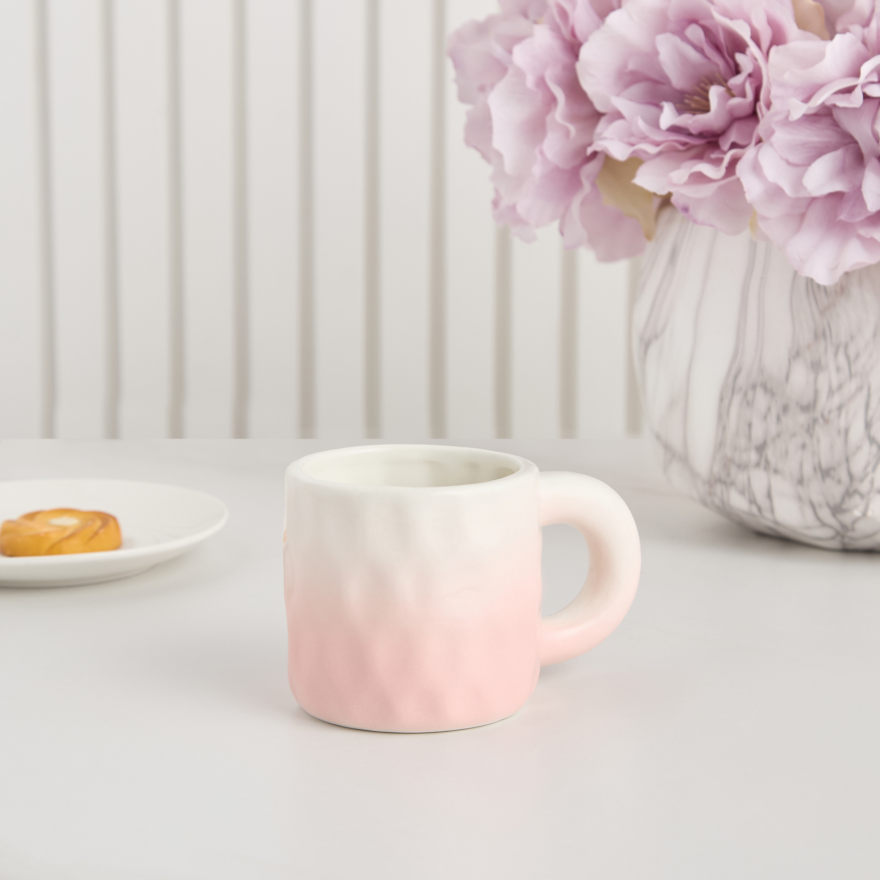 Ombre hot Peonies Mug