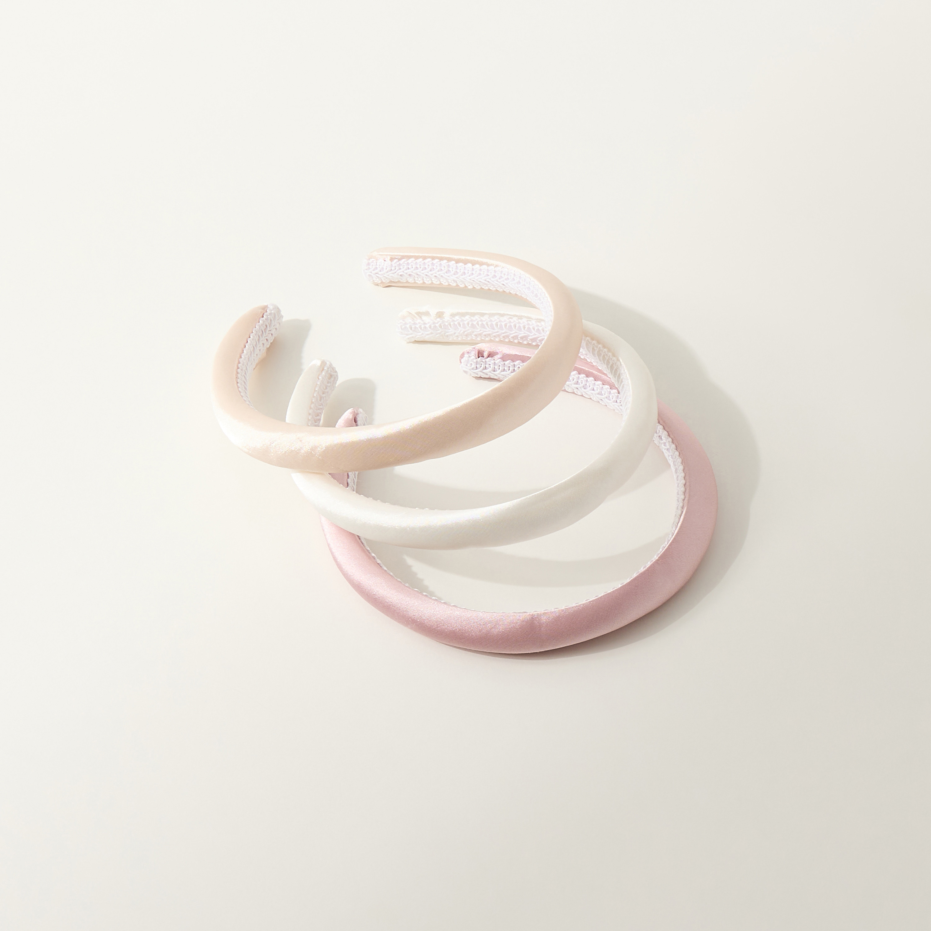 طوق شعر سادة ناعم