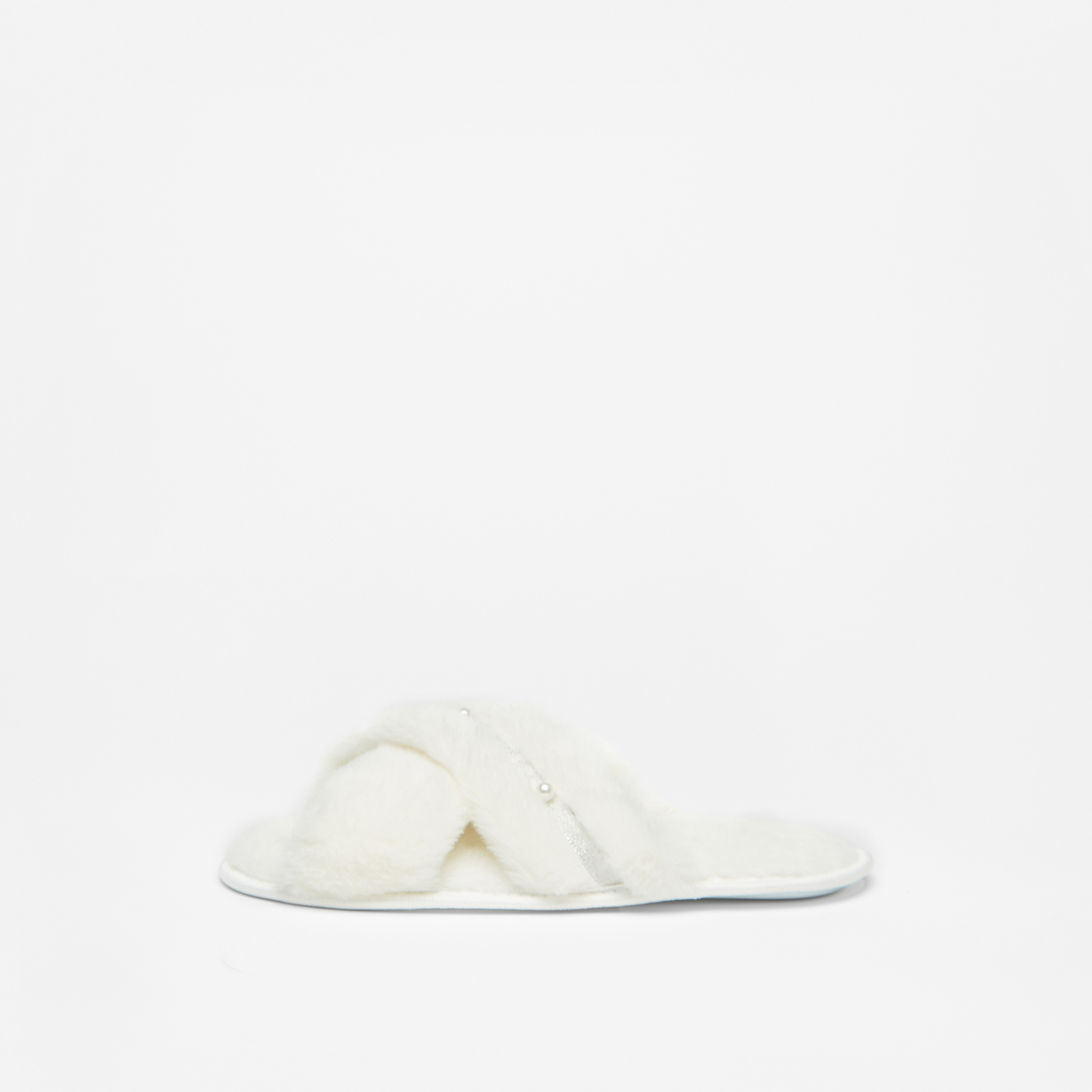 Room sale slippers online