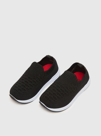 Textured Slip-On Sports Shoes