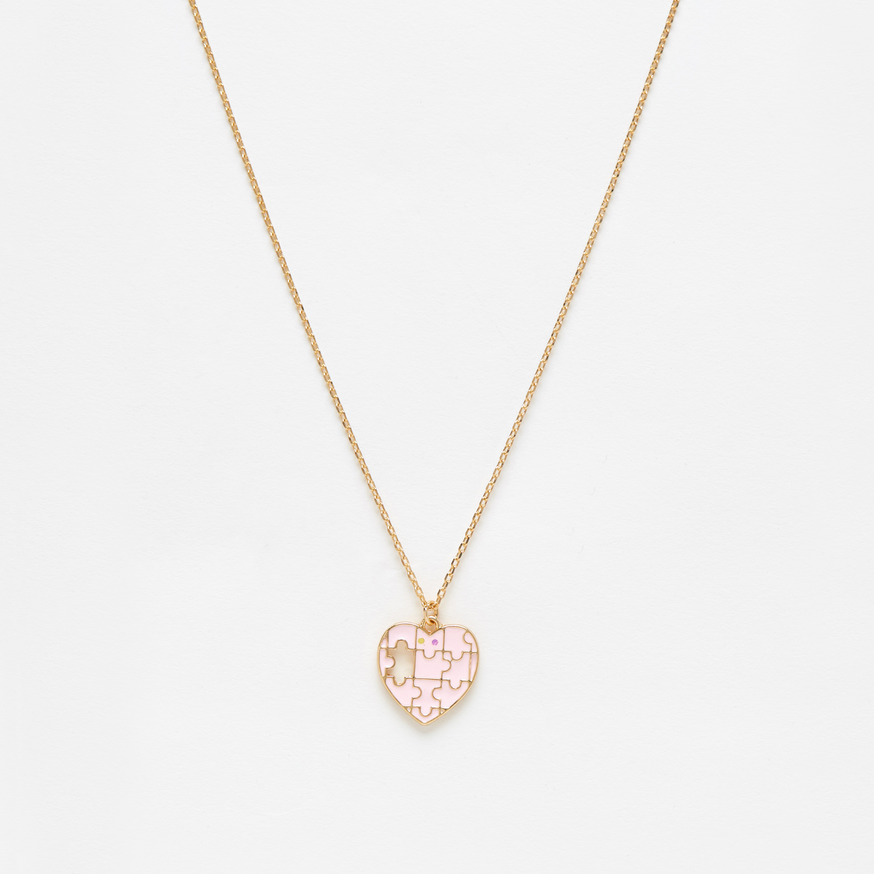 Heart deals shape pendant