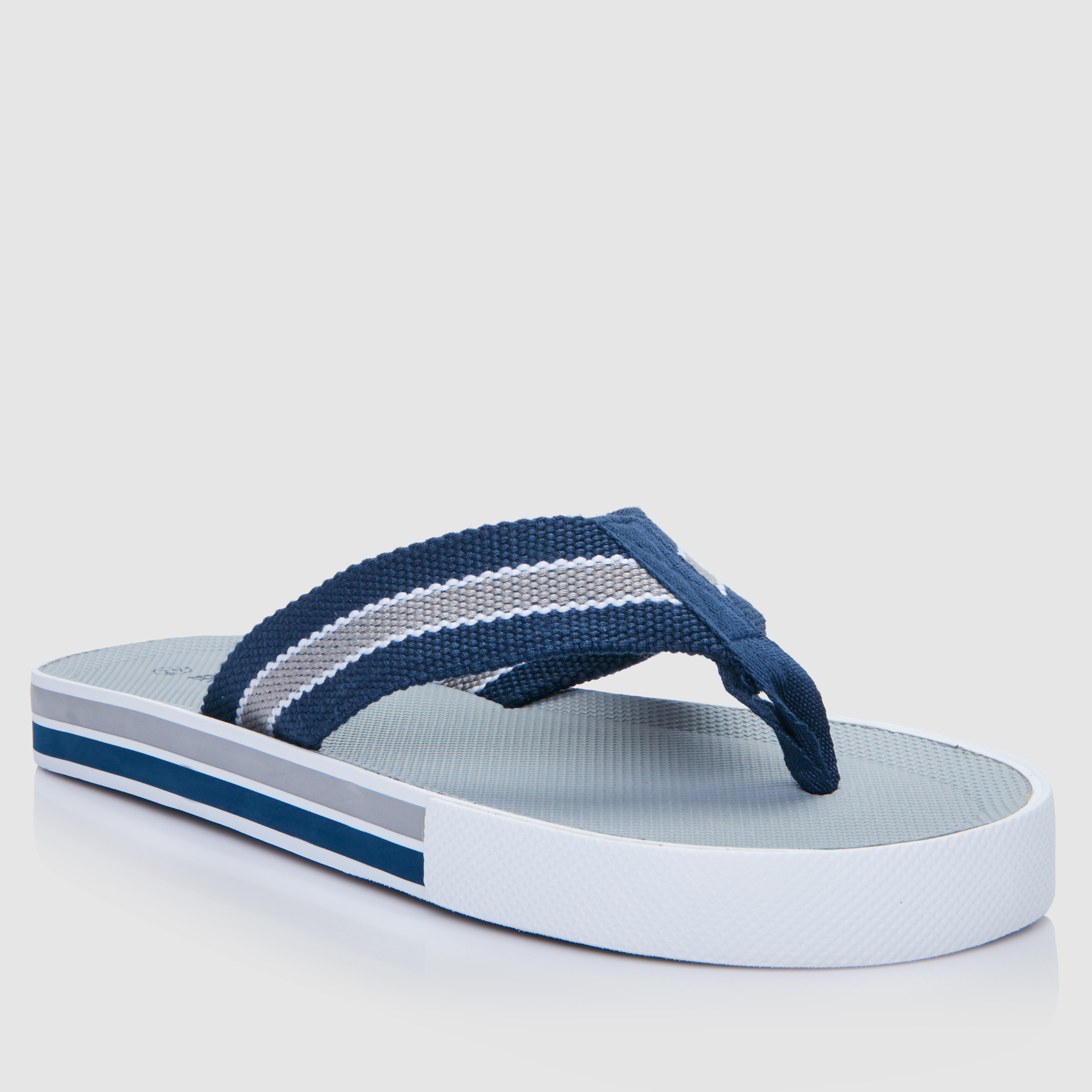 Shop Textured Thong Slippers Online Max UAE