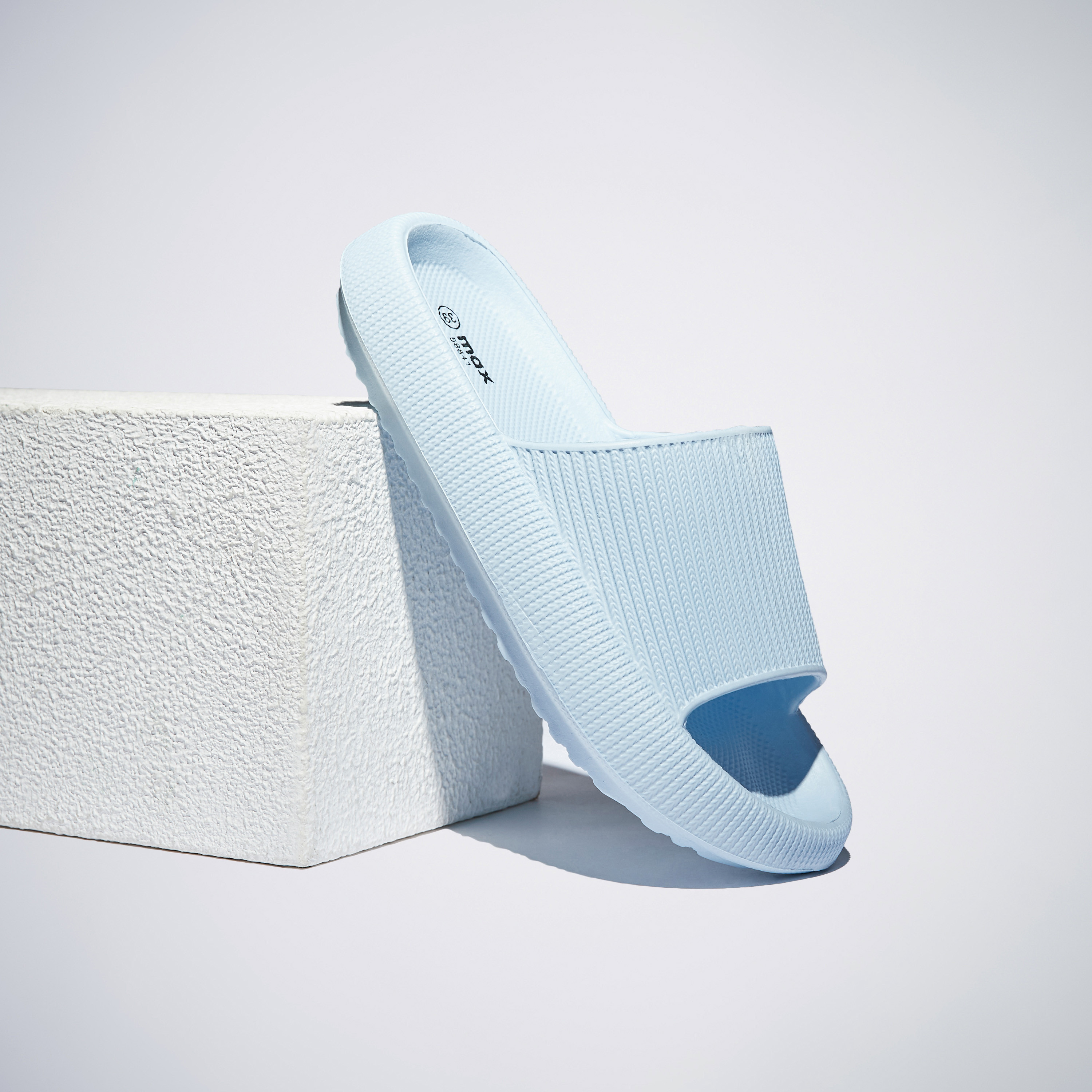 max fashion slippers