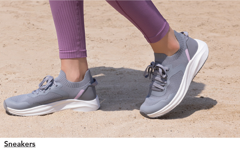 max online shopping footwear