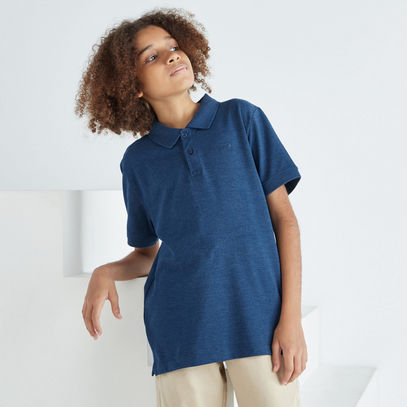 Solid Anti-Pilling Polo T-shirt with Short Sleeves and Button Closure