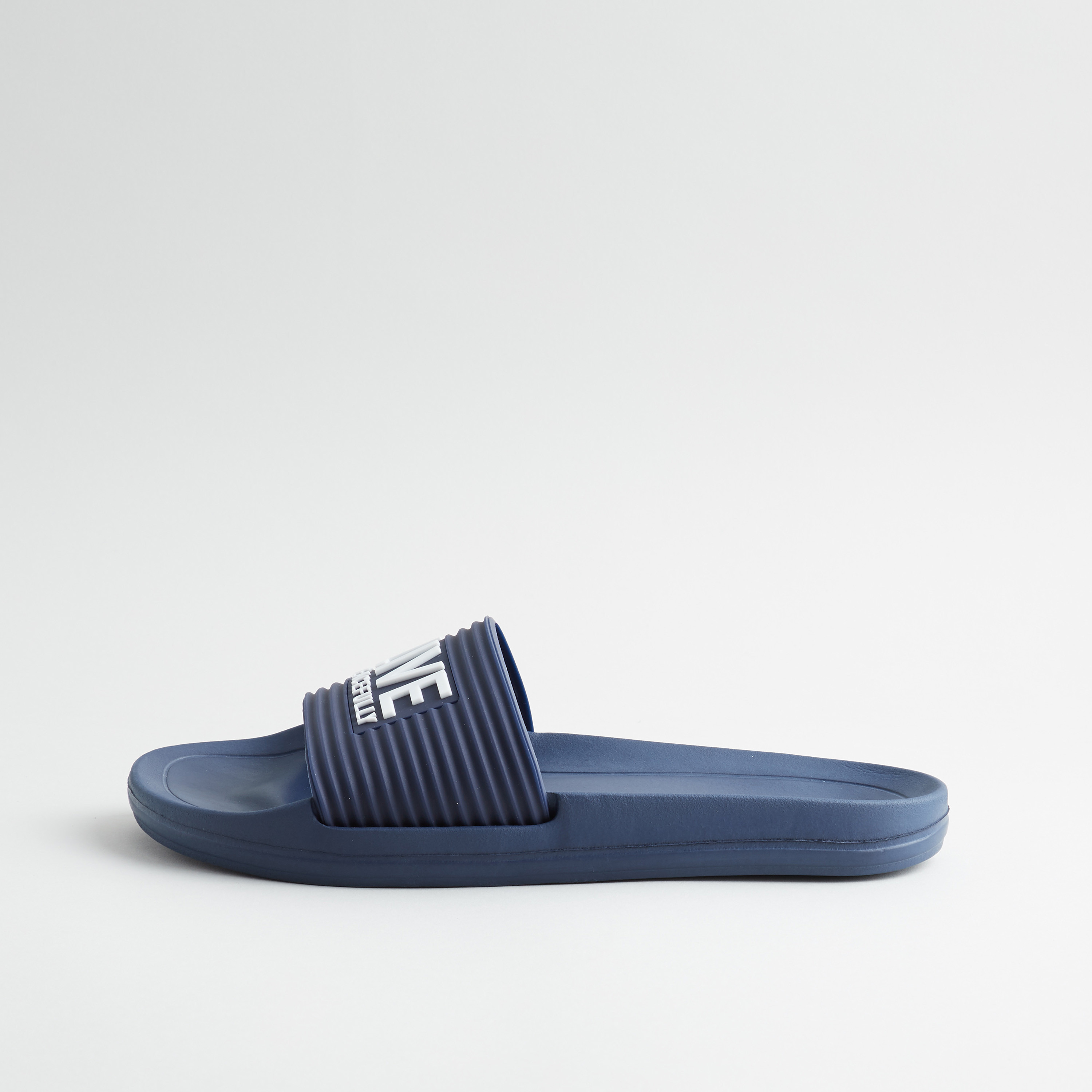 Max 2025 slippers online