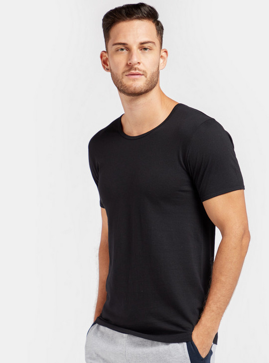Solid Round Neck T-shirt with Short Sleeves