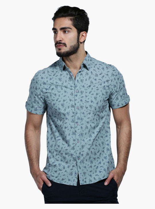 Shop Printed Short Sleeves Shirt with Chest Pocket in Slim Fit Online ...