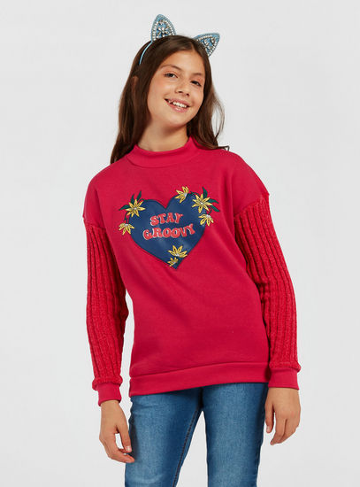 Graphic Print Sweatshirt with Round Neck and Long Sleeves