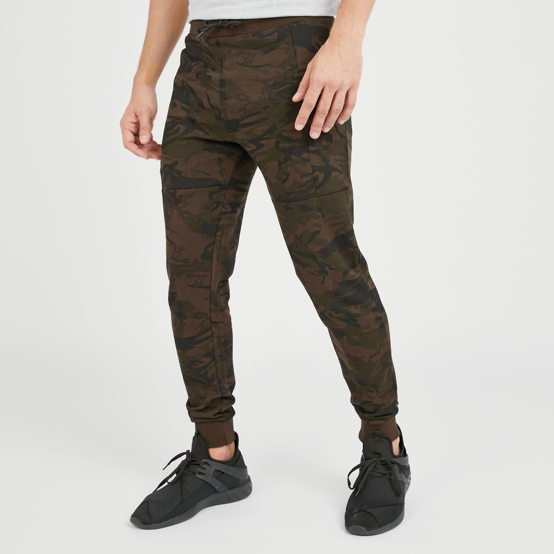 Camouflage print sales joggers