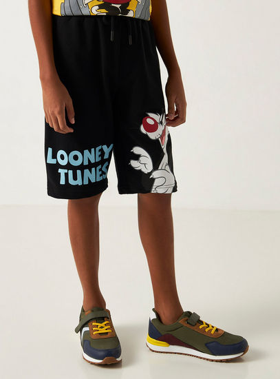 Looney Tunes Print Mid-Rise Shorts with Drawstring Closure and Pockets