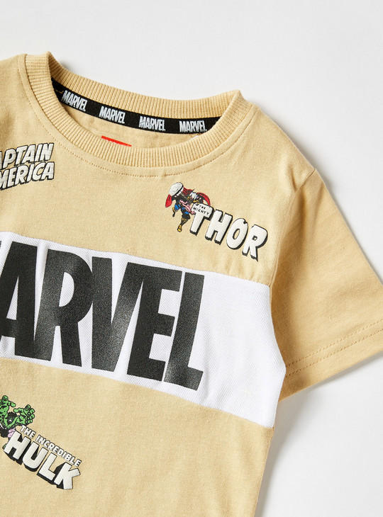 Marvel Print Crew Neck T-shirt with Short Sleeves