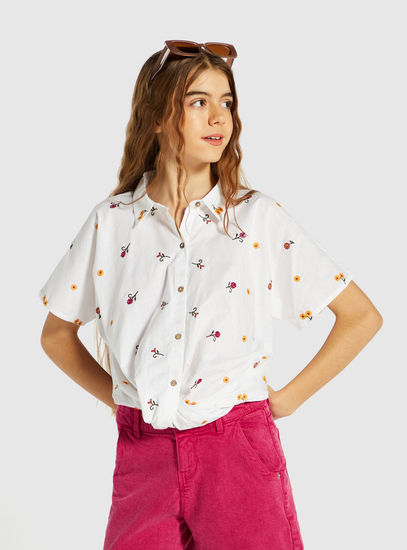 Floral Embroidered Shirt with Short Sleeves and Button Closure