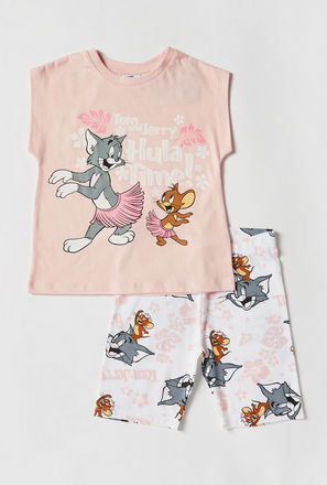 Tom and Jerry Print Round Neck T-shirt and Elasticised Cycle Pants
