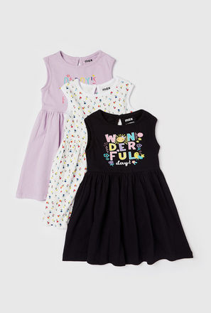 Set of 3 - Printed Sleeveless Dress with Round Neck and Button Closure
