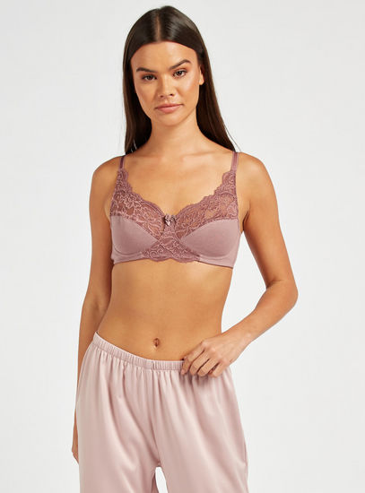 Lace Detail Non-Padded Bra with Hook and Eye Closure