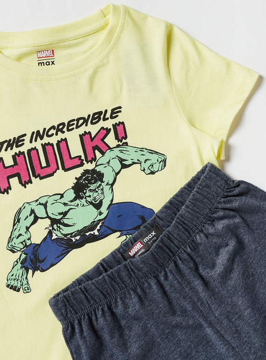 Hulk Print Round Neck T-shirt and Pyjama Set
