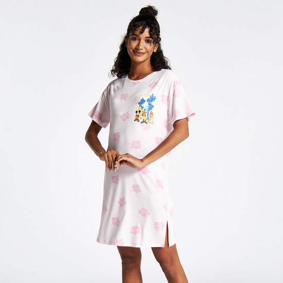 Mickey Mouse Print Sleepshirt with Round Neck and Short Sleeves