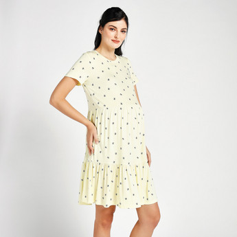 All-Over Bee Printed Maternity Sleepshirt with Round Neck and Short Sleeves