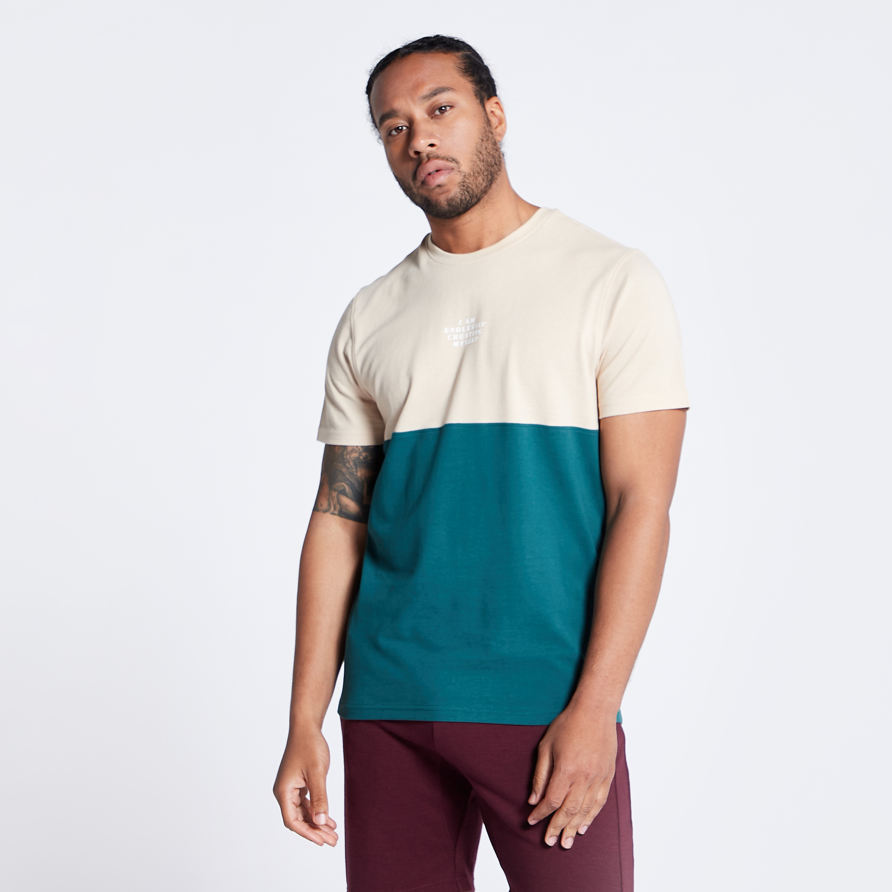 Colourblock T-shirt with Round Neck 