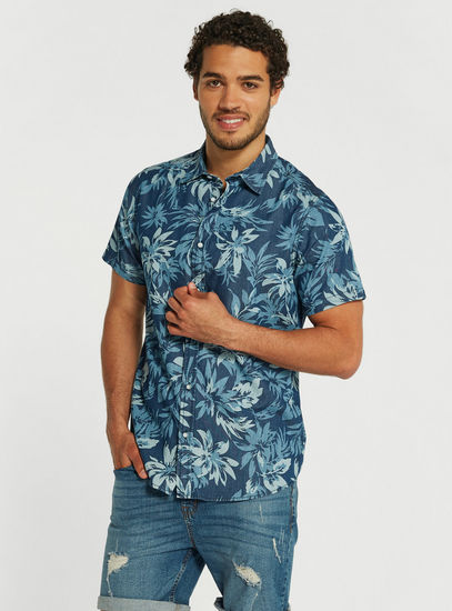 Leaf Print Denim Shirt with Short Sleeves and Button Closure-Shirts-image-0