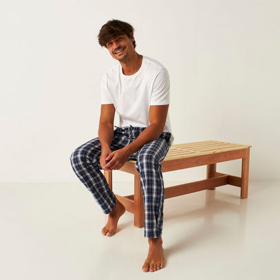 Checked Mid-Rise Pyjama with Drawstring Closure and Pockets