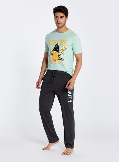 Daffy Duck Print Round Neck T-shirt and Pyjama Set
