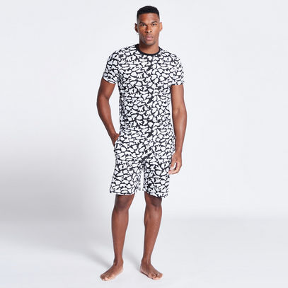 Mickey Mouse Print Round Neck T-shirt and Shorts Set