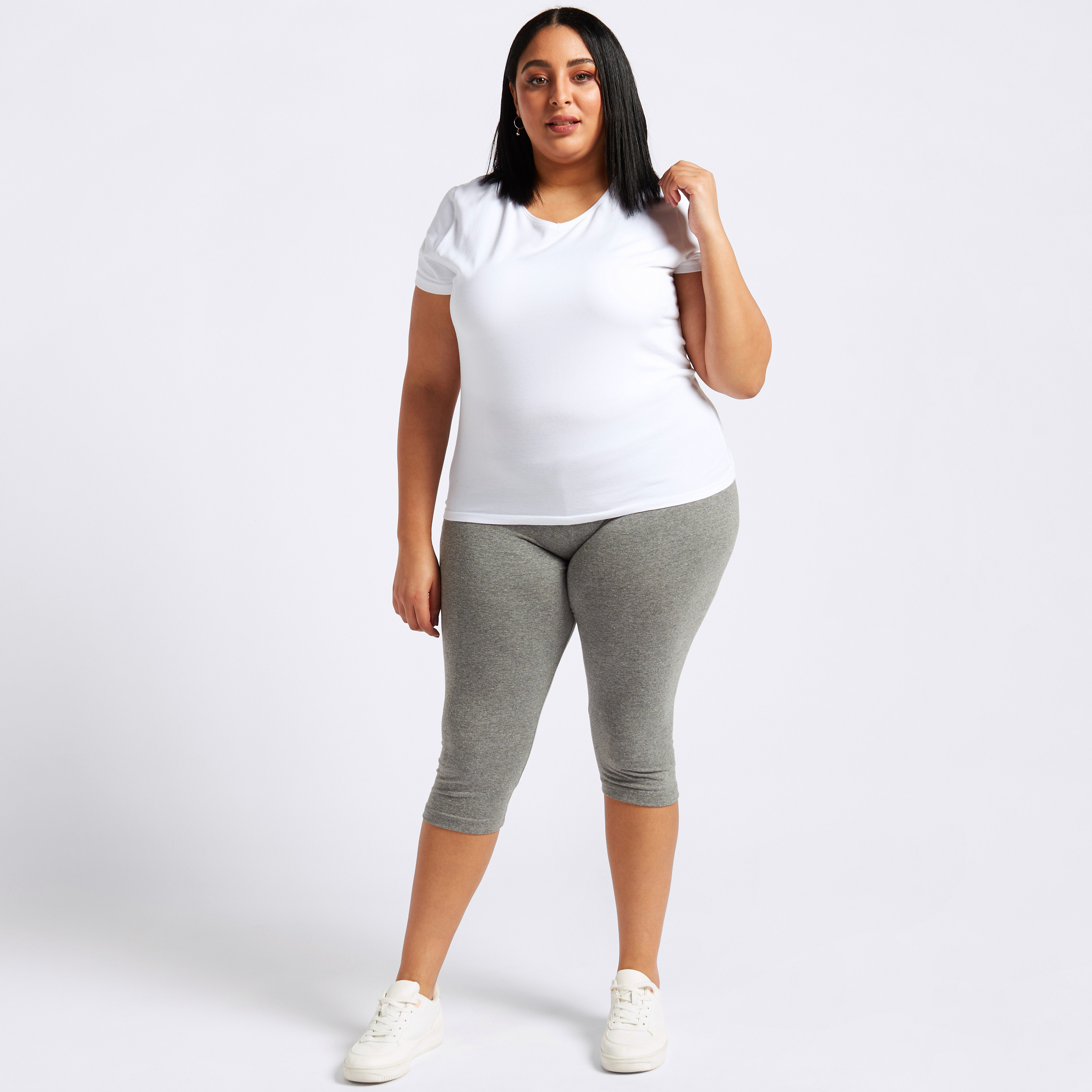 Buy online Pack Of 3 Solid Capri Leggings from Capris & Leggings for Women  by Gracit for ₹699 at 77% off | 2024 Limeroad.com