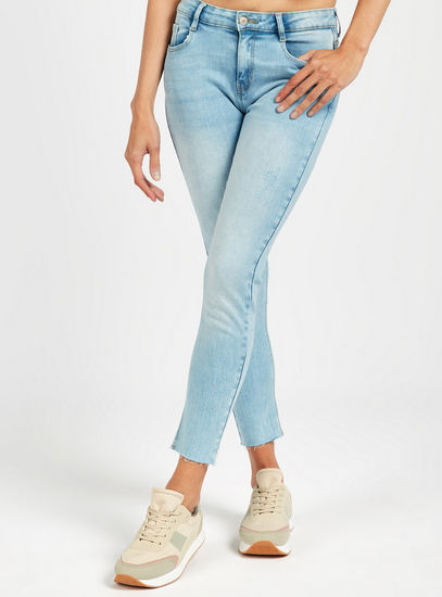 Solid Sustainable Wash Skinny Fit Mid-Rise Jeans with Button Closure