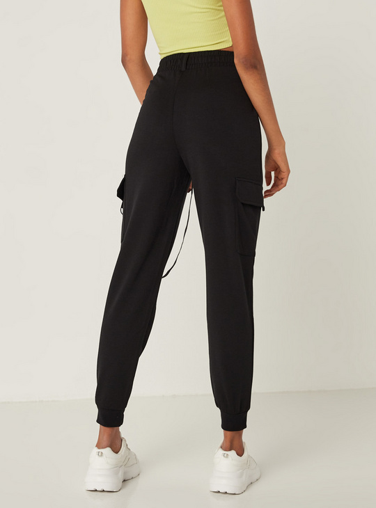 Solid Mid-Rise Jog Pants with Pockets and Elasticated Waistband