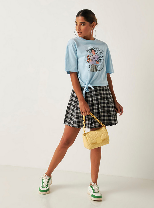 Graphic Print Crew Neck Top with Short Sleeves and Side Knot Detail