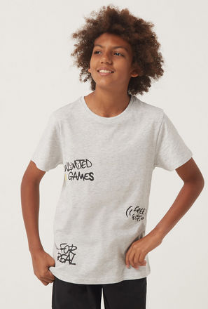 Typographic Print T-shirt with Round Neck and Short Sleeves