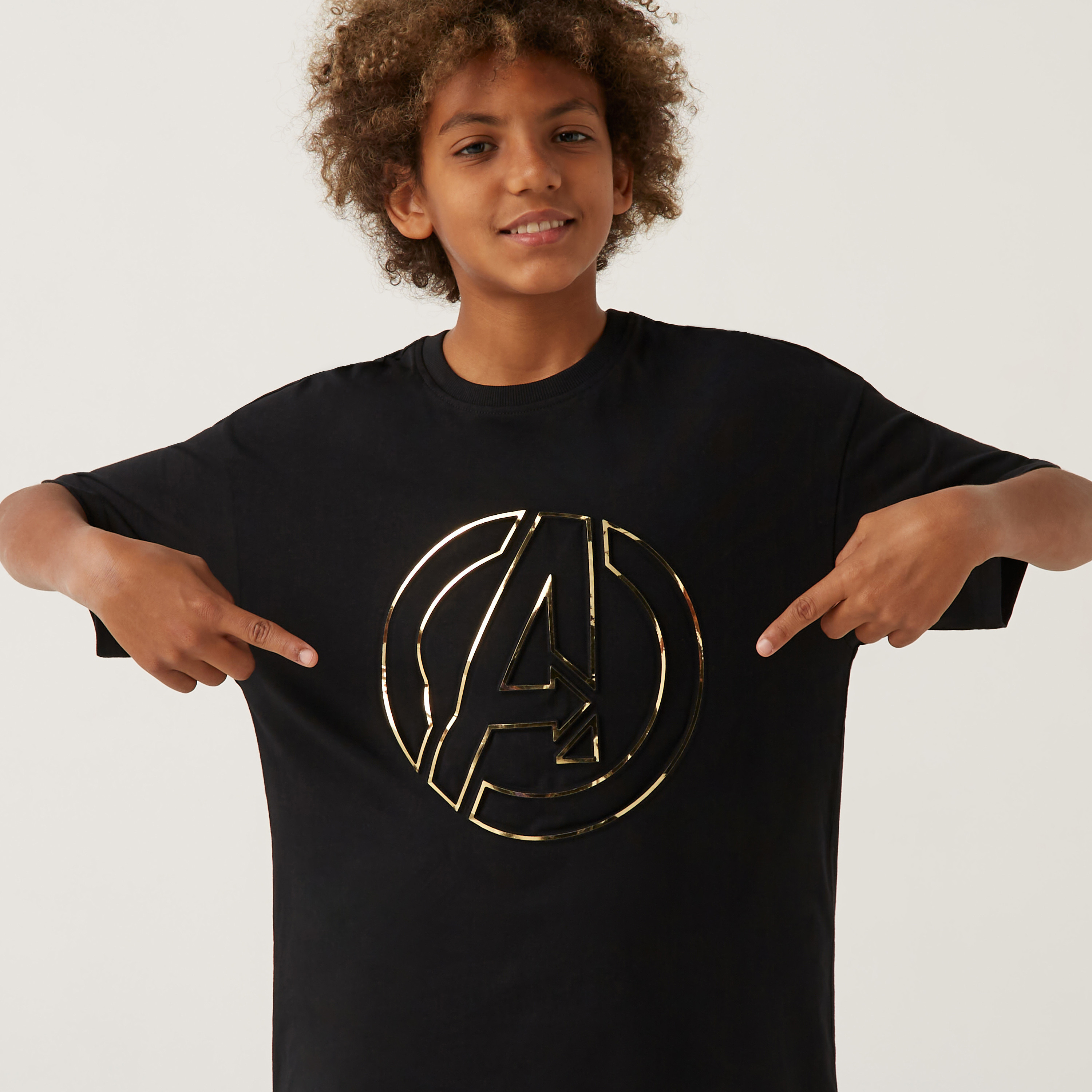 Men's Marvel Avengers Infinity War Cast Symbols Graphic Tee