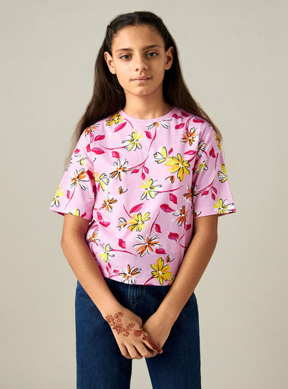 All-Over Floral Print Cropped T-shirt with Short Sleeves and Crew Neck-T-shirts-image-0
